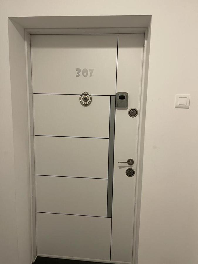 Tranzzit Airport Apartament I Otopeni Zewnętrze zdjęcie